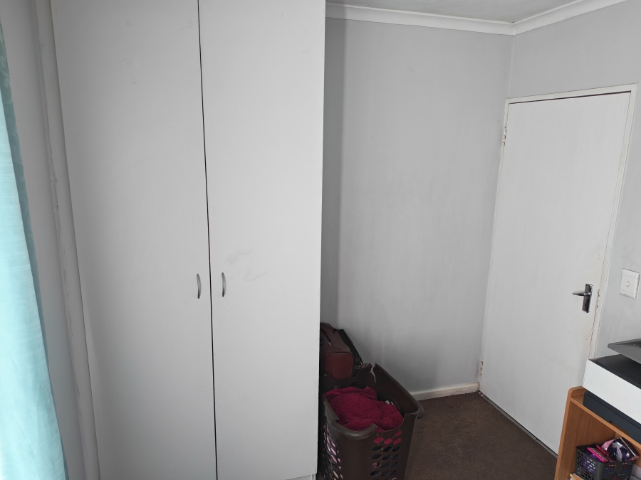 2 Bedroom Property for Sale in Guldenland Western Cape